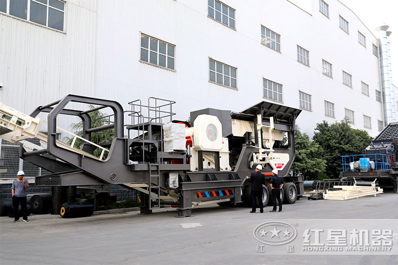 顎式移動磕石機，石頭粗碎更給力